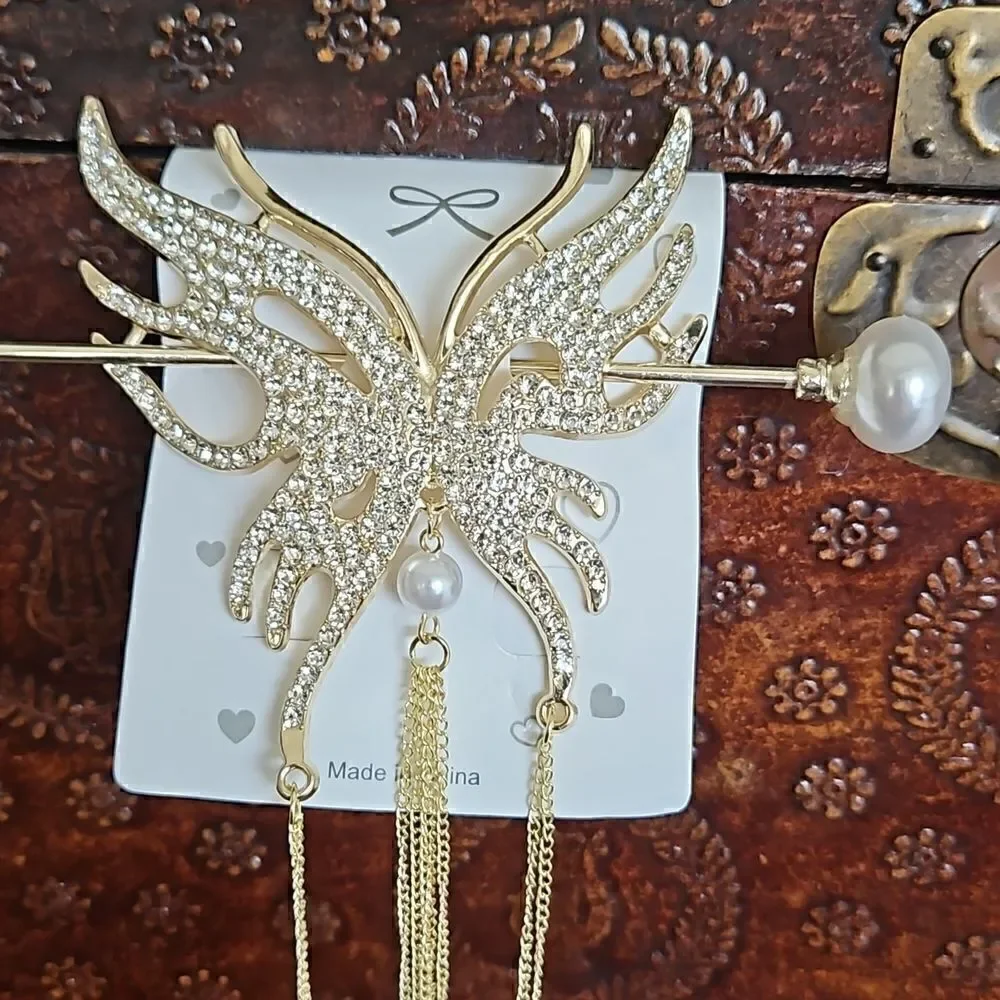 NWOT  Chinese style rhinestone and gold hairpin with long tassels